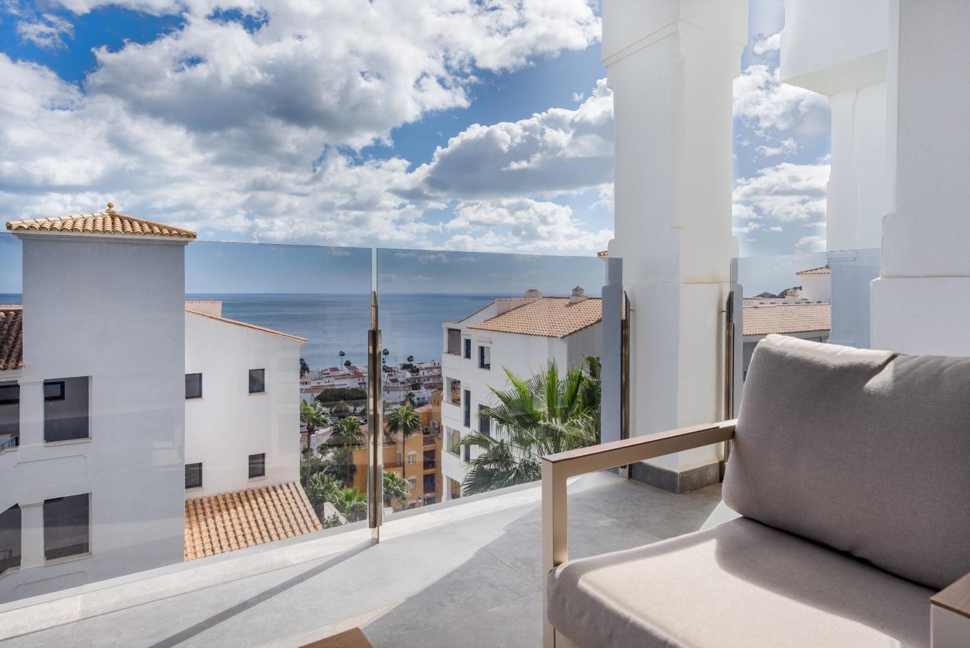 Luxurious Apartment With Sea Views Blue Suites B2-103 Manilva Dış mekan fotoğraf
